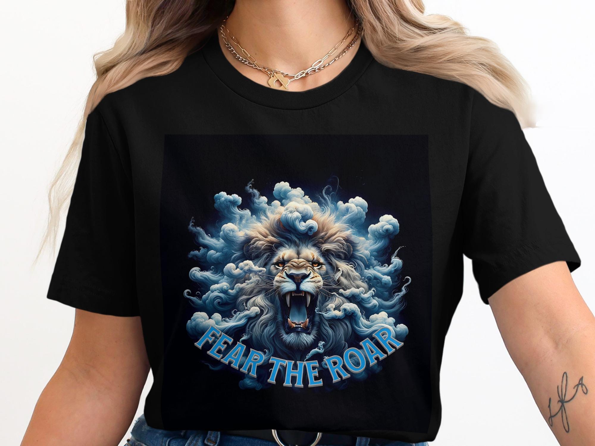 Roaring Lion T-Shirt: Fear the Roar Lions Graphic Tee - Animal Lover Gift